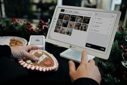 Retail: Creating Personalized Shopping Experiences